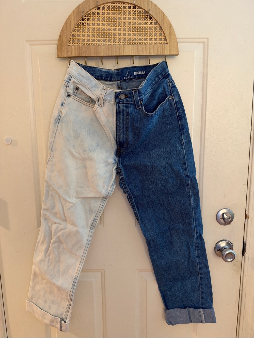 Color split bleached jeans - Picture 4 of 6
